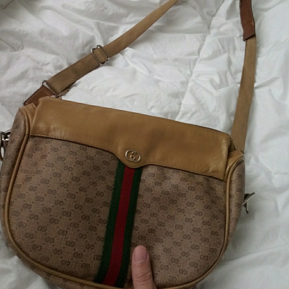 gucci purse